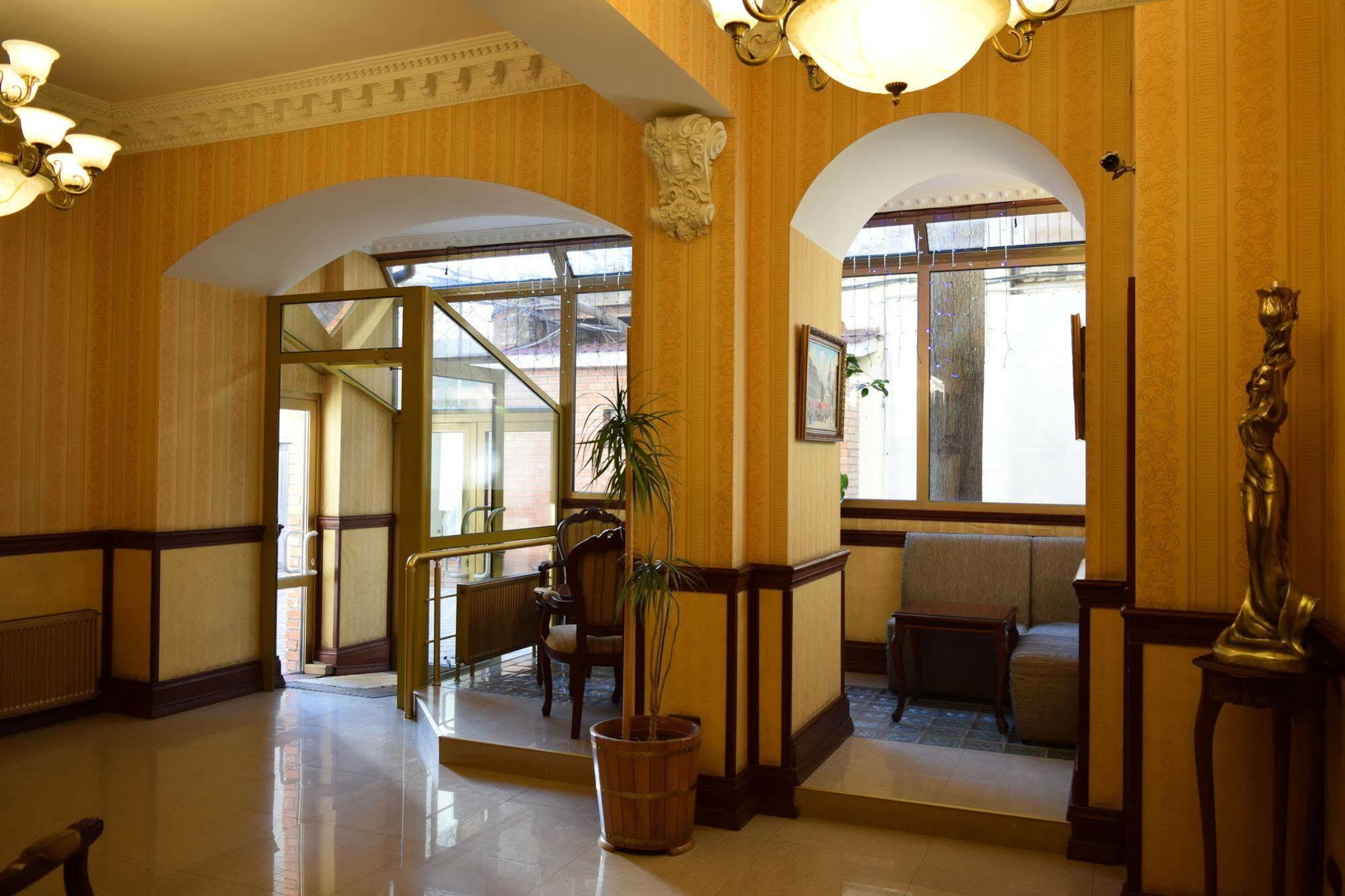 Odessa Executive Suites Esterno foto